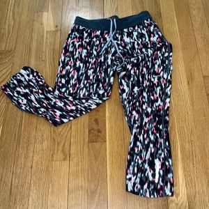 Nike Women Cropped Leggings